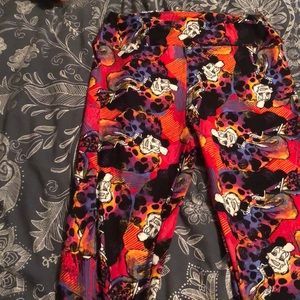 Curella DeVil leggings